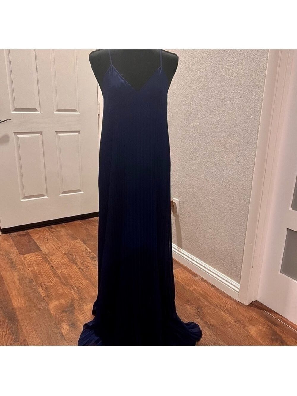 VICTORIA’S SECRET blue, pleated maxi dress. Size S - Picture 3 of 11